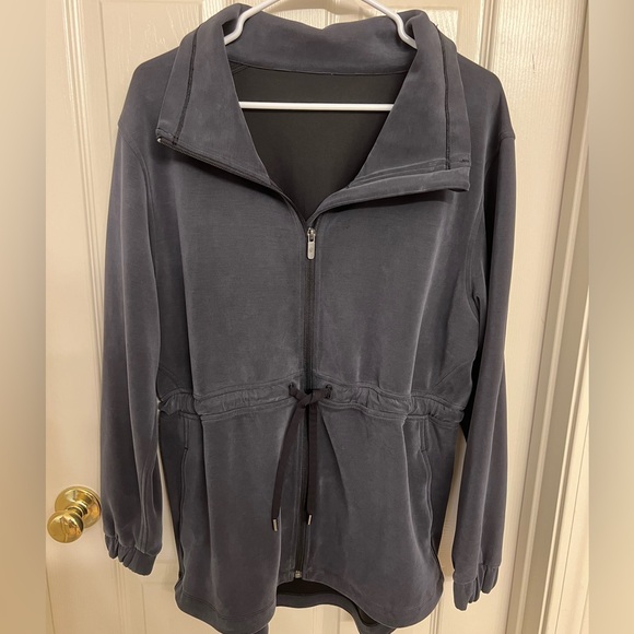 Lululemon Softstreme Cinch-Waist Jacket - Picture 2 of 5